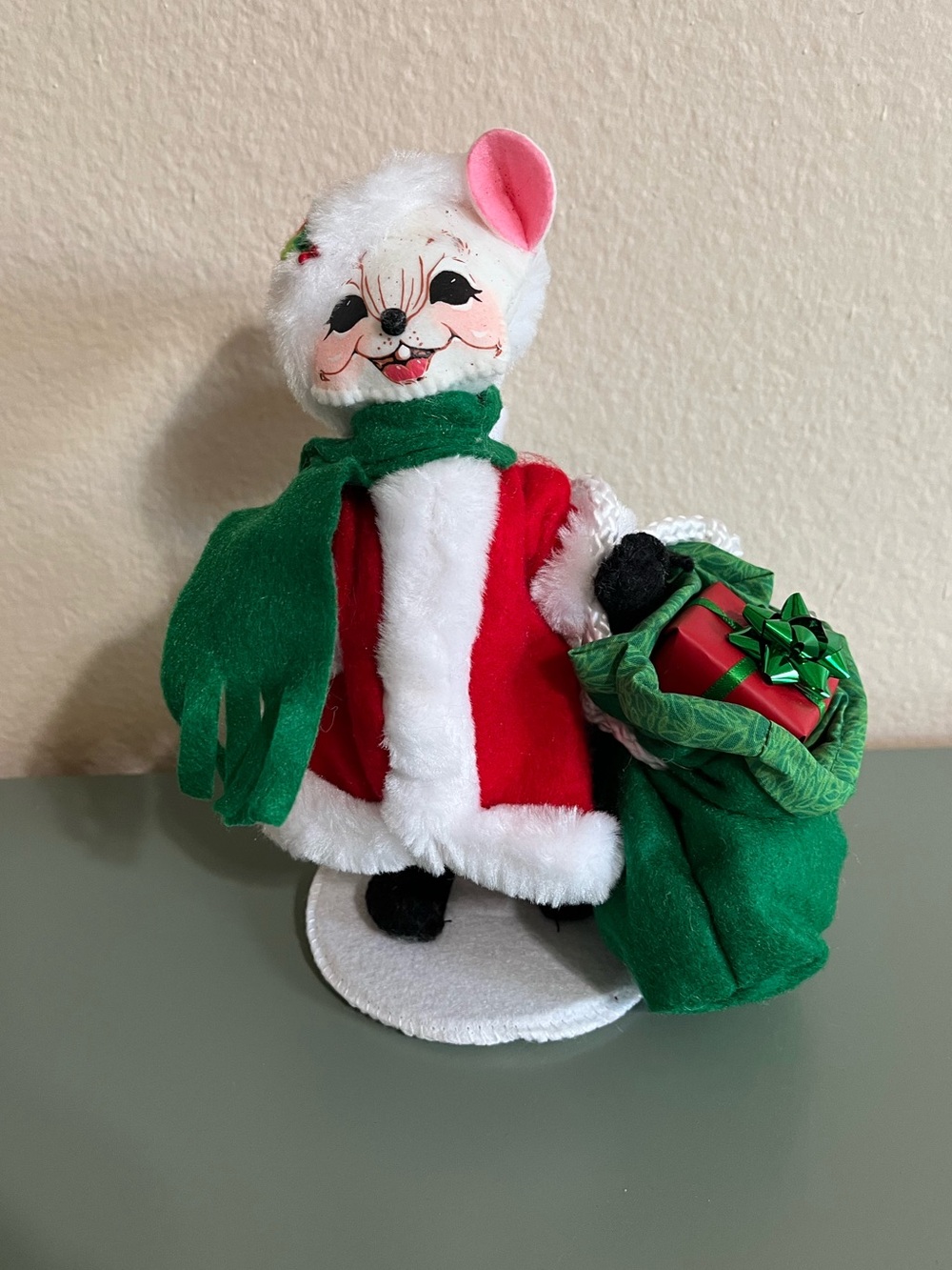 Annalee 2021 8β Very Merry Holiday Mouse Figurine